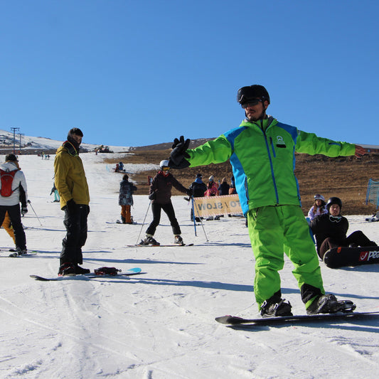 Ticket Día Mayor + Clases Grupales (Ski/Snowboard)